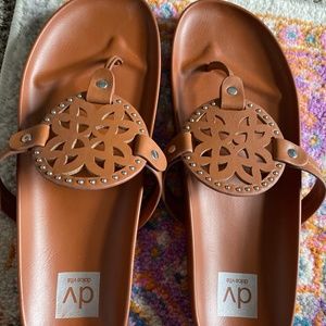 Dolce Vita Womens Sandals